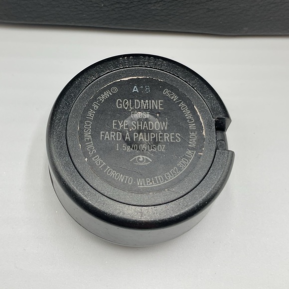 MAC Frost Eyeshadow in Goldmine - Discontinued - Picture 16 of 16